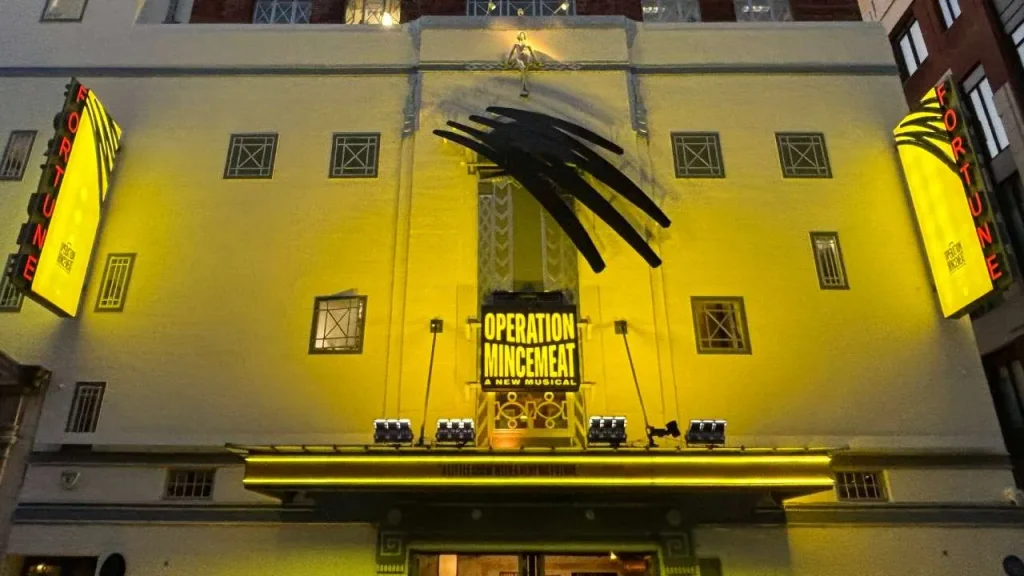 Fortune-Theatre-London