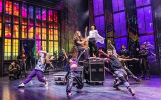 🎶 "MJ Musical" (Prince Edward Theatre) 67710a83edb9040e465j