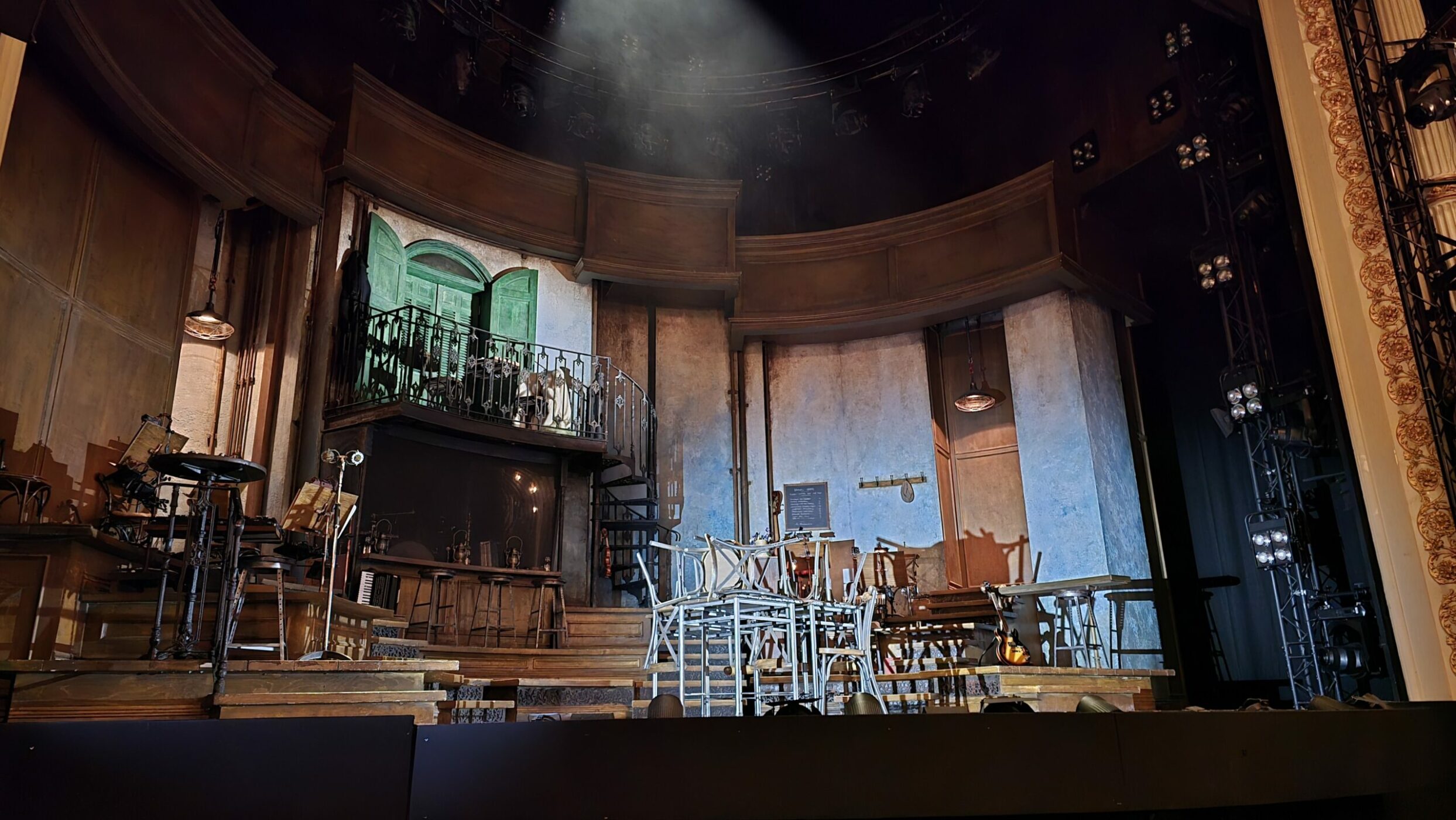 🎶 "Hadestown" (Lyric Theatre) 20241229 182240