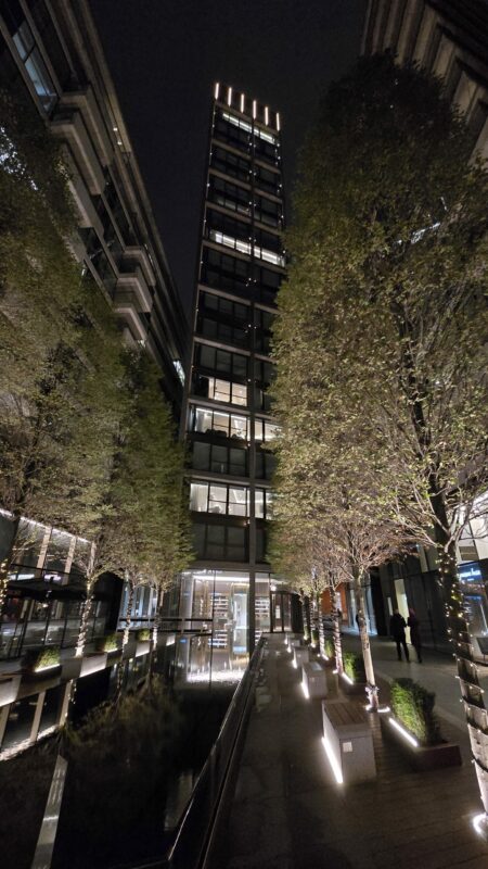 De retour à l'hôtel… 20251017 222515