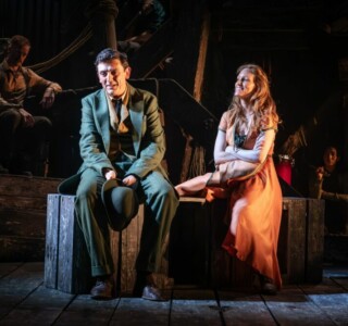 🎶 "Curious Case Of Benjamin Button" (Ambassadors Theatre) 6777cdc3917e0ba5e7aj