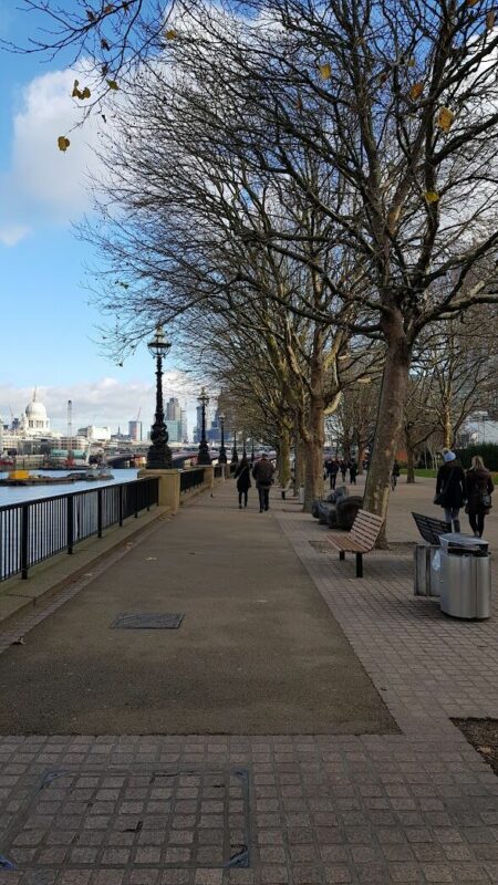 Une journée dans le South Bank 68fdd266084c5198898j
