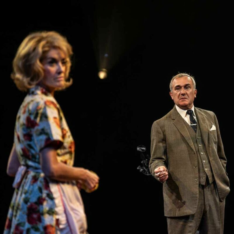 🎭 "Entertaining Mr Sloane" (Young Vic) 68ff9ab3f1d6fee10bfj