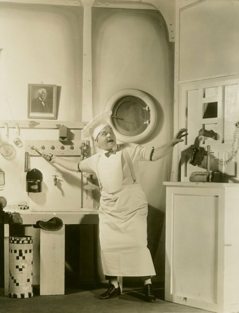 Victor Moore (Skippy Dugan) dans «Heads Up!» Victor Moore (Skippy Dugan) dans «Heads Up!»