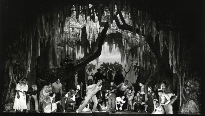 John Bubbles dans «It Ain’t Necessarily So»<br>«Porgy and Bess» - Alvin Theatre - Broadway (1935) John Bubbles dans «It Ain’t Necessarily So» «Porgy and Bess» - Alvin Theatre - Broadway (1935)