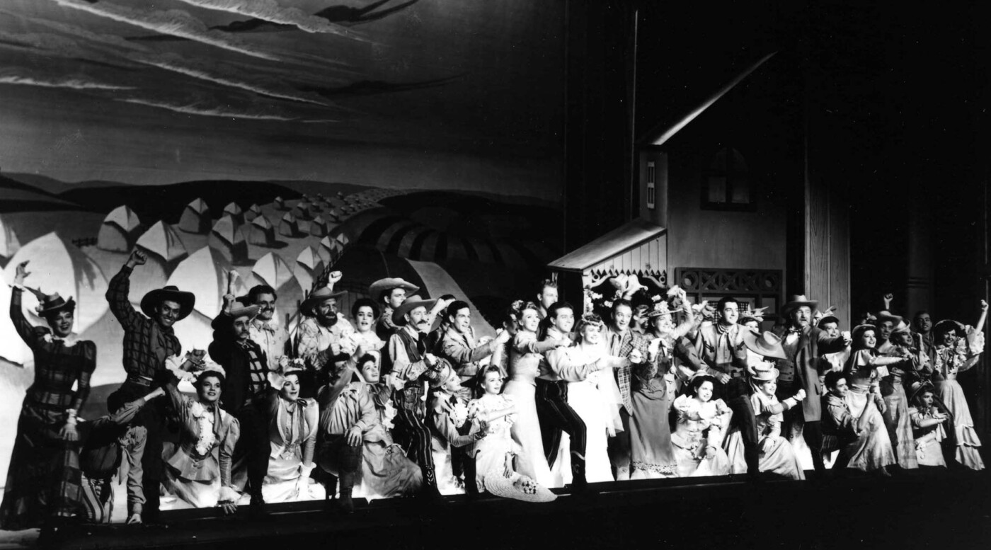 Fin du ballet «Oklahoma» - Broadway 1943 Fin du ballet «Oklahoma» - Broadway 1943